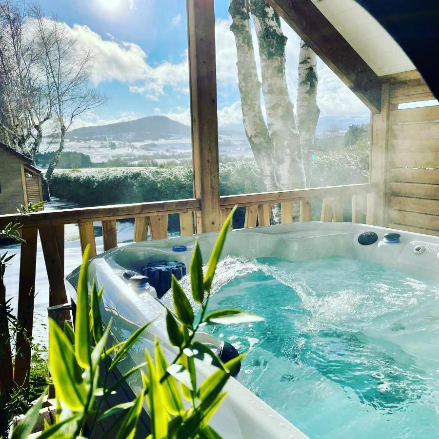 Domaine Les 2 Mondes Hotell Aydat Exteriör bild