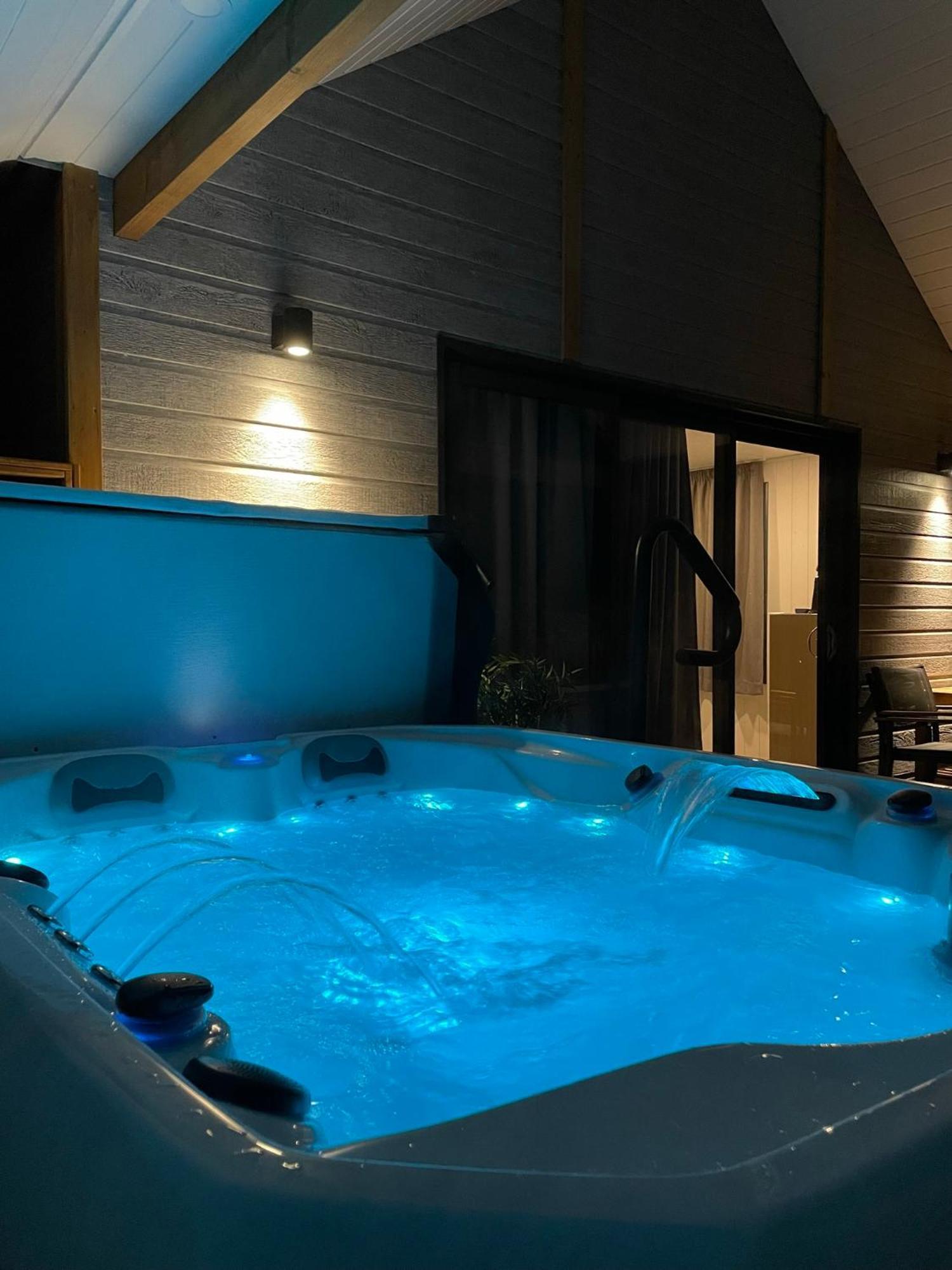 Domaine Les 2 Mondes Hotell Aydat Exteriör bild