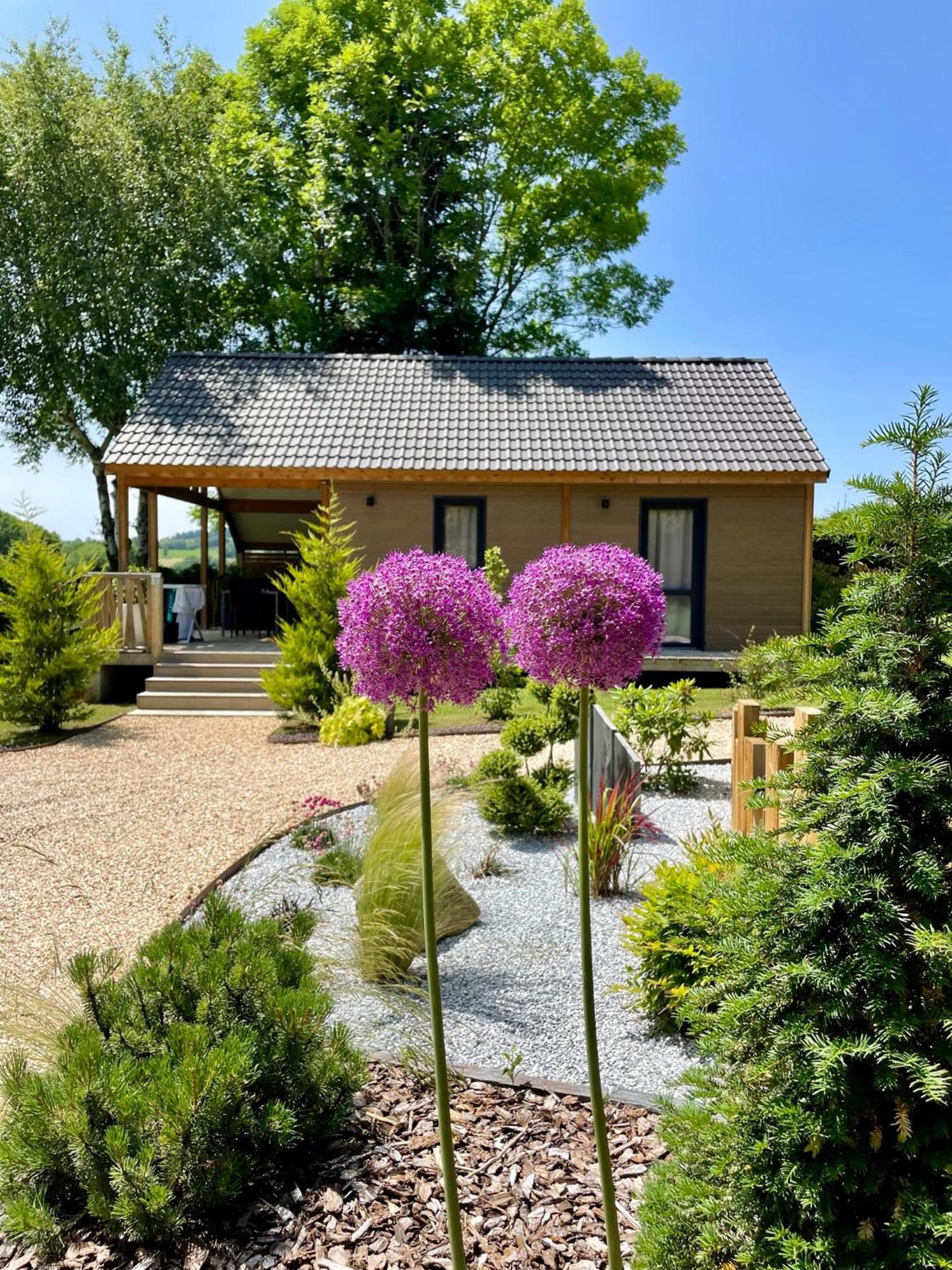 Domaine Les 2 Mondes Hotell Aydat Exteriör bild